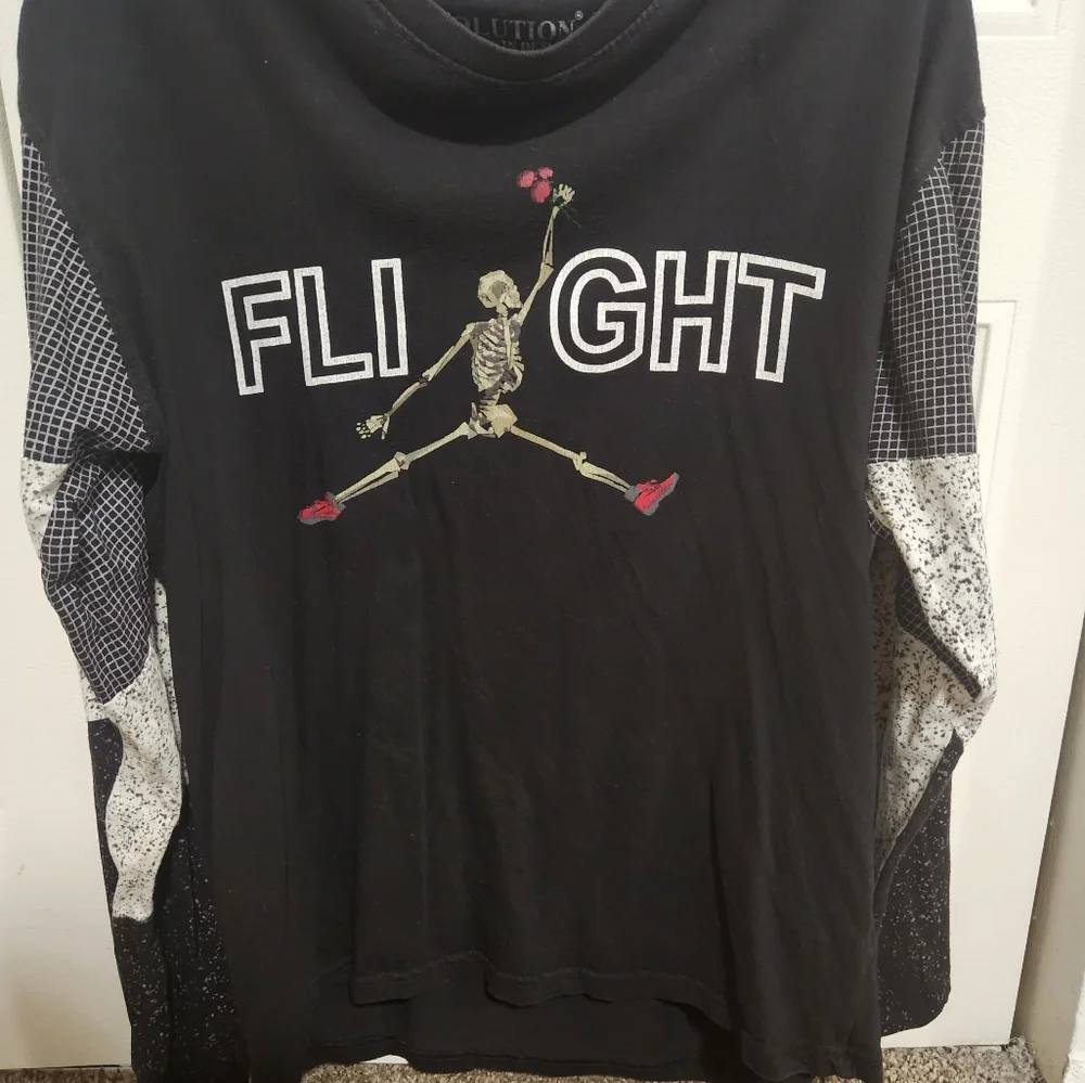 Evolution - Picture 3 of 4